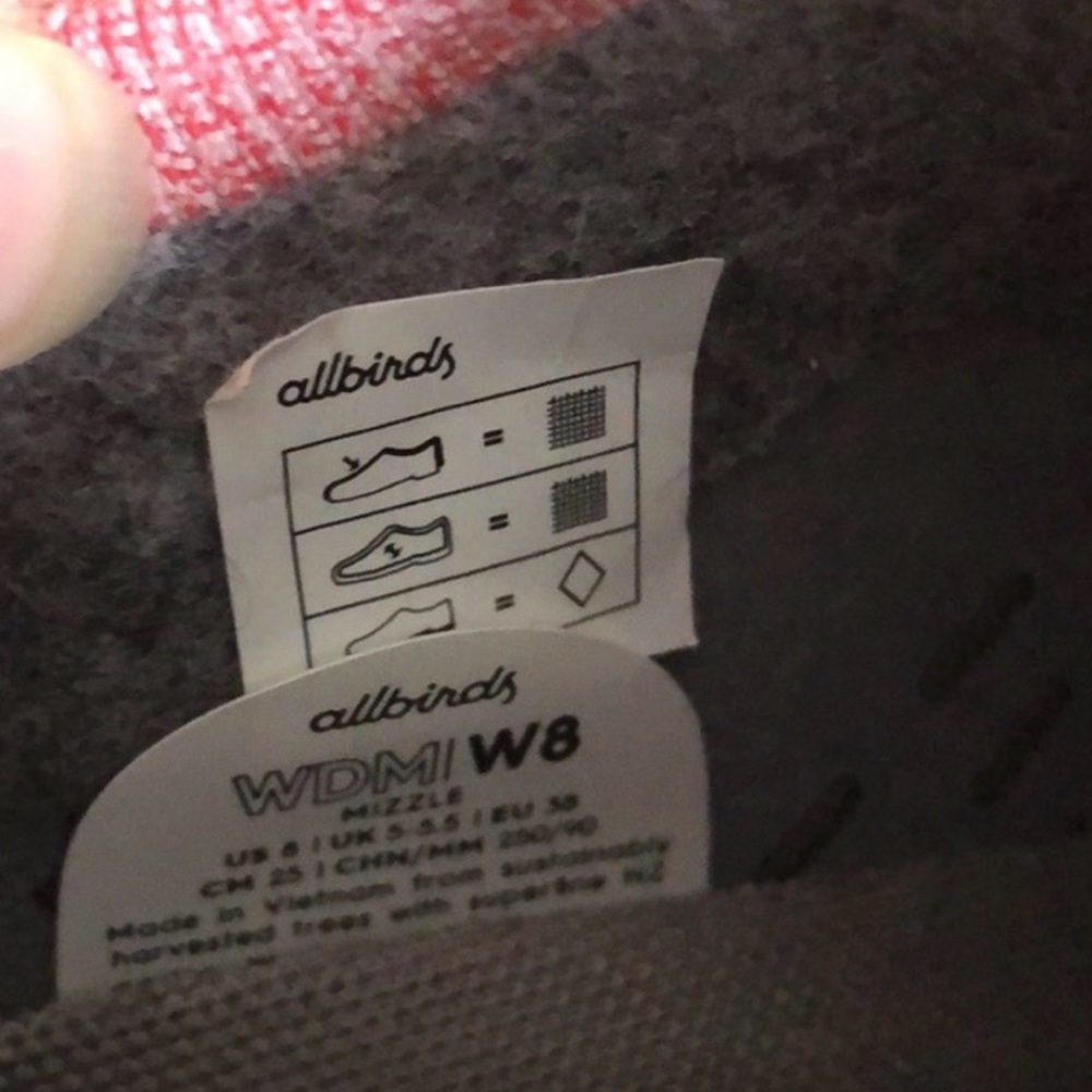 Allbirds Women's Athletic Shoes in Burgundy and Rose color! Like NEW! - Picture 7 of 8